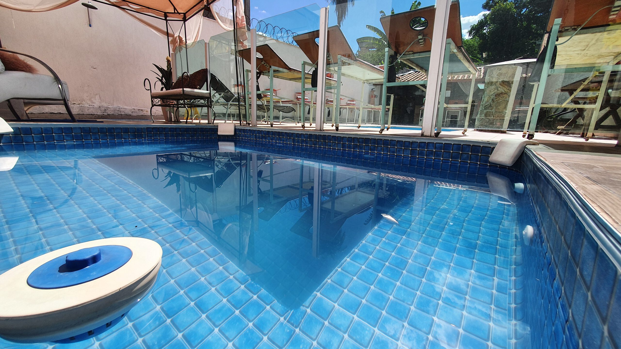 sol-bronze-bh-fotos-do-espaco-piscina-hidro-massagem-1